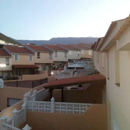 Afrik House Tatil Evi *